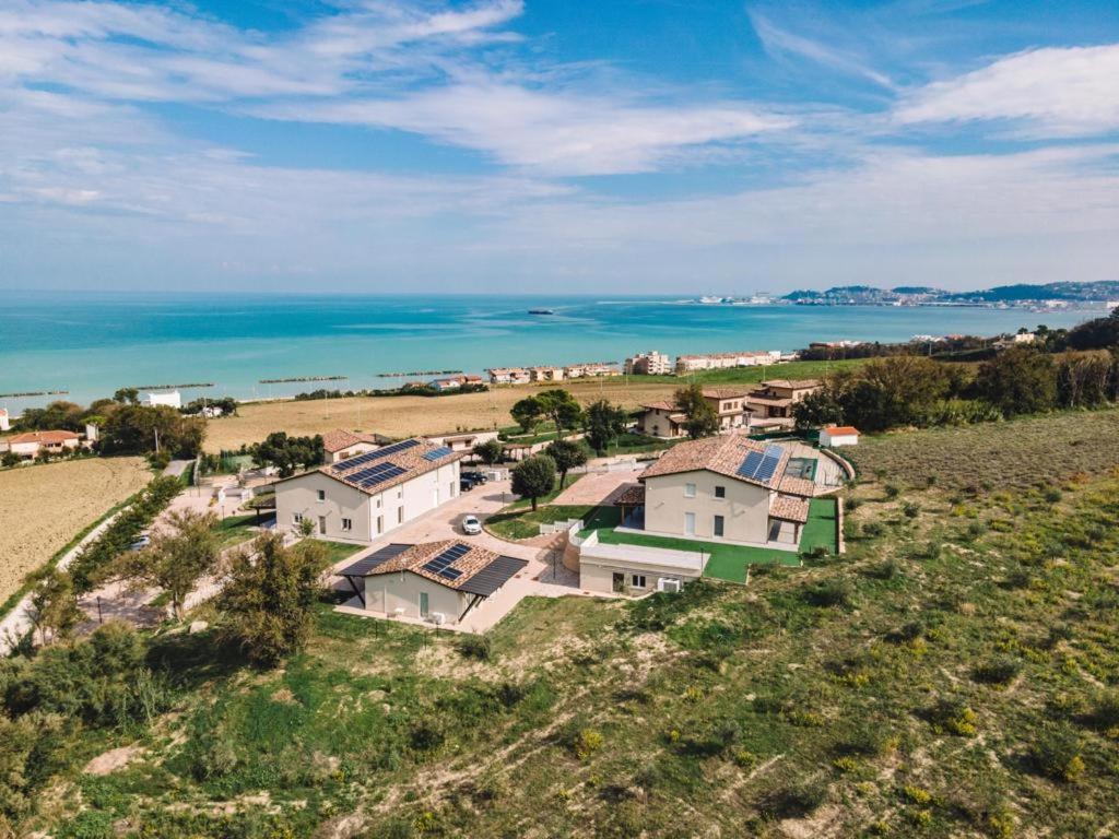 Agriturismo Il Colle Dei Lecci أنكونا المظهر الخارجي الصورة
