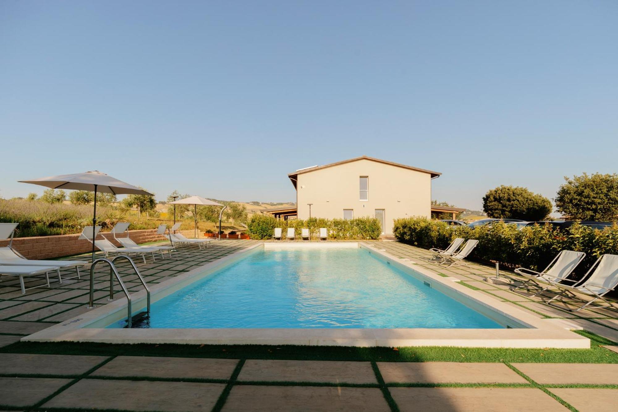 Agriturismo Il Colle Dei Lecci أنكونا المظهر الخارجي الصورة